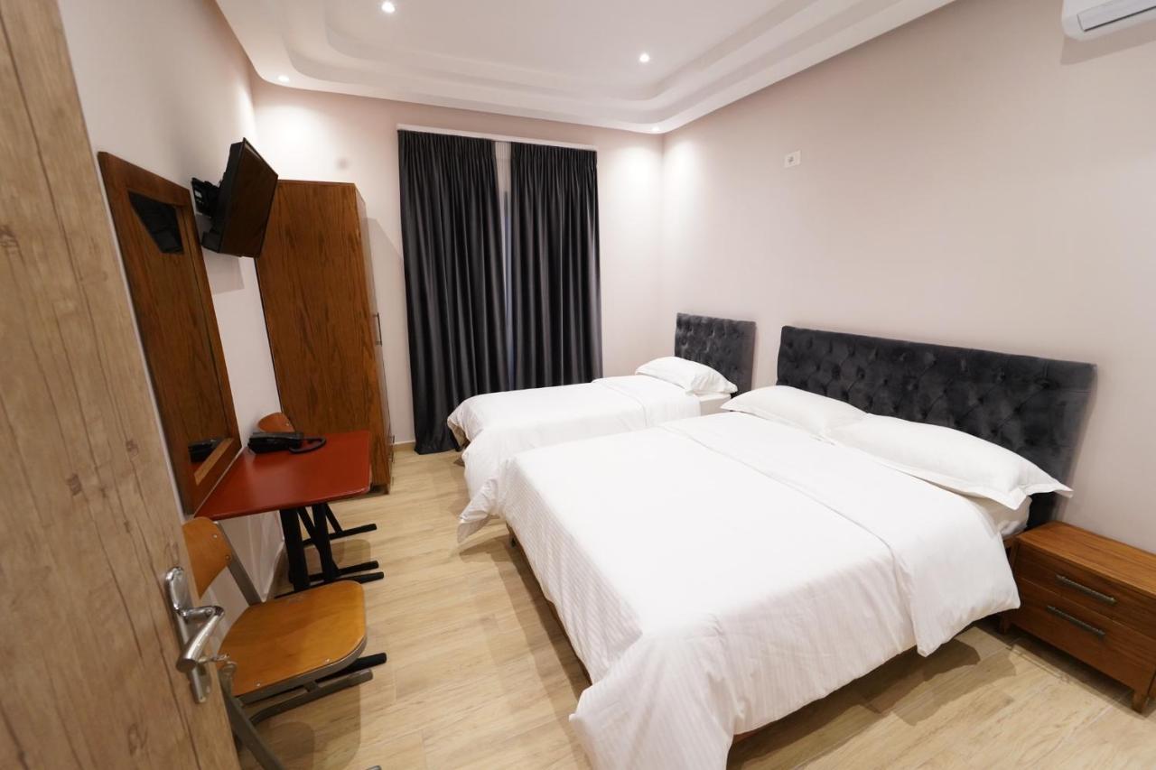 Sr99 Hotel Tirana Exterior photo