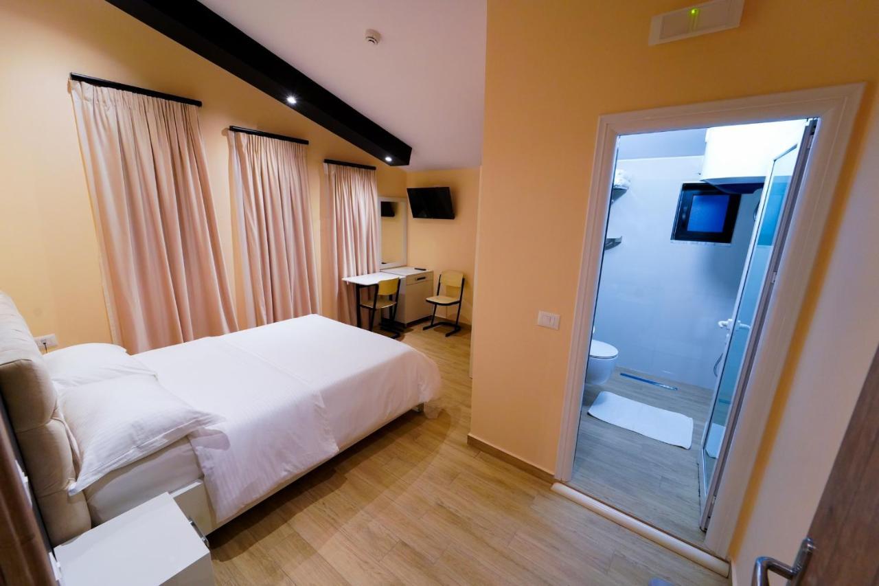 Sr99 Hotel Tirana Exterior photo